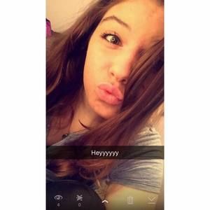 Meet your Posher, Leah